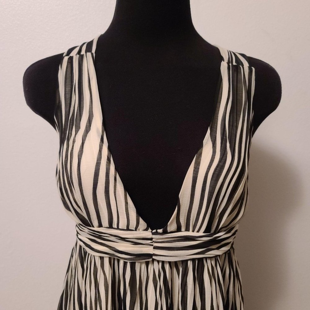 Alice + Olive black and cream summer dress